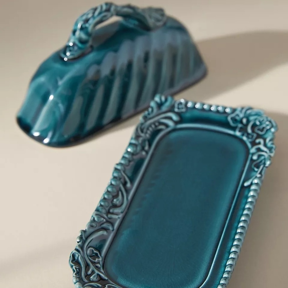 COPY - NWT Anthropologie Blue Paola Butter Dish - Picture 3 of 3
